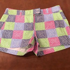 Vineyard Vines shorts